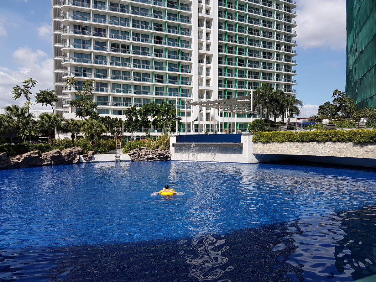 Azure Tropical Paradise Manila Eksteriør bilde