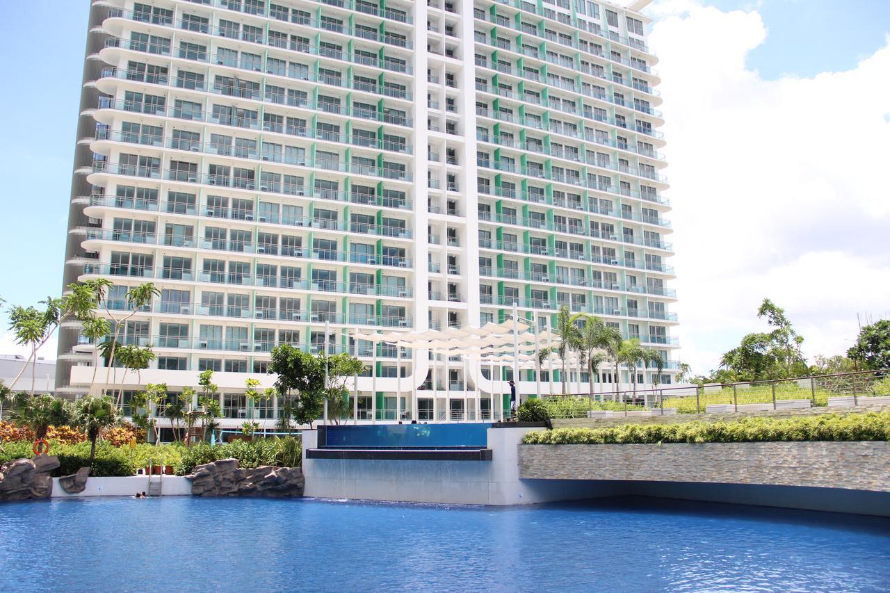 Azure Tropical Paradise Manila Eksteriør bilde
