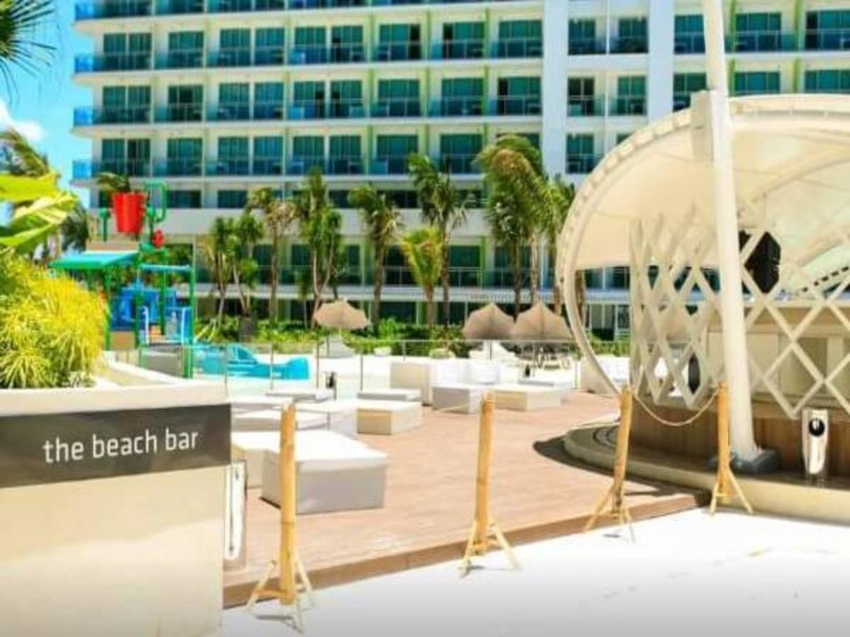 Azure Tropical Paradise Manila Eksteriør bilde